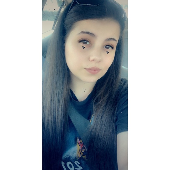 Ashley Stogner 💋 - Picture 8 of 9